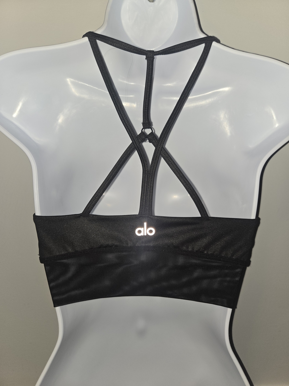 Alo YOGA Lavish Sports Bra In Glossy Black Size S - Picture 4 of 14